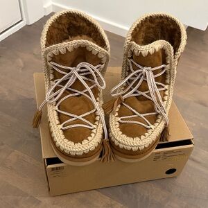 Mou Eskimo 18 Scoubidoo Lace size 40 NEW